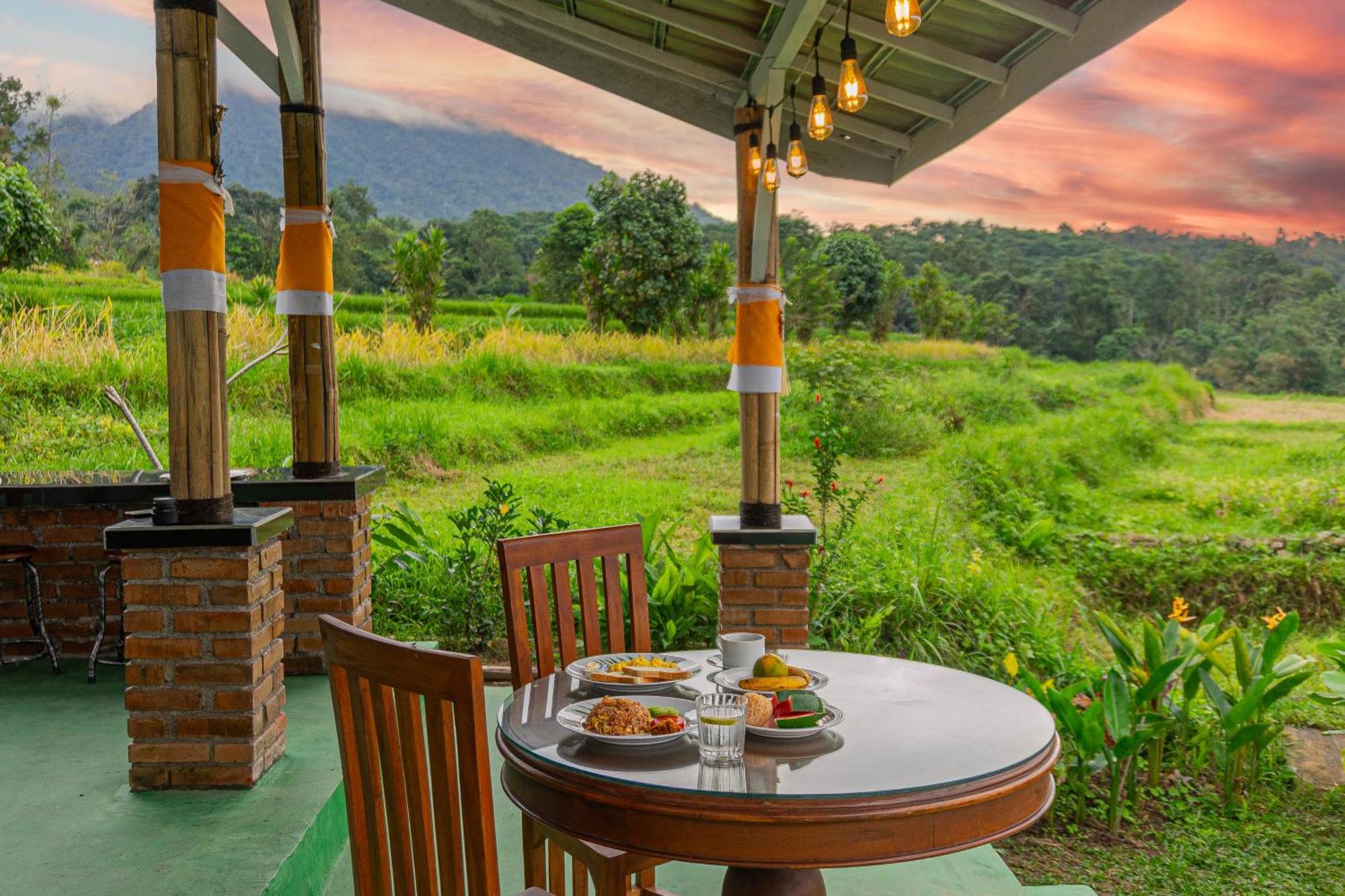 Santya Loka Lodge & Twin Waterfall Jatiluwih Zewnętrze zdjęcie